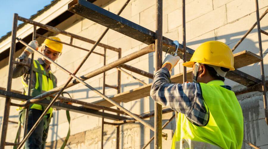 Professional gutter cleaning in White Plains, VA